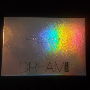 Anastasia Beverly hills glow kit dream